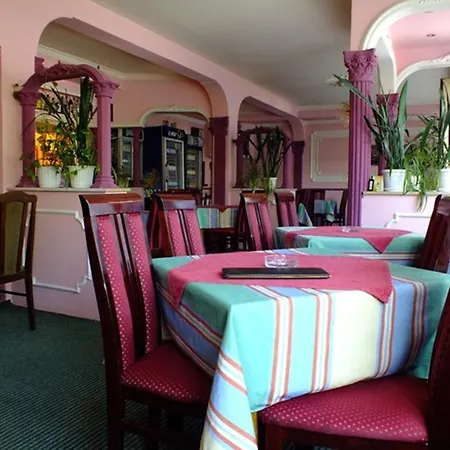 Lux Hotel