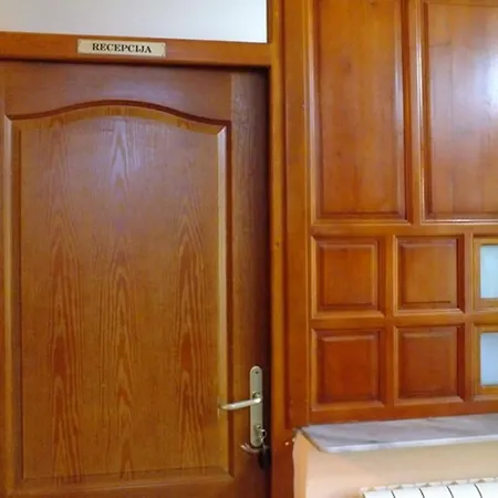 Lux Hotel Raska